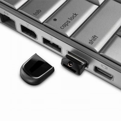 Ну і найголовніше, щоб спробувати ці та інші дистрибутиви, потрібно мати USB флешку, на яку будуть записатися операційні системи